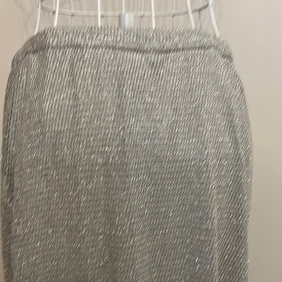 Elegant Silver Crochet Maxi Skirt Sz Medium to Large - Picture 4 of 9